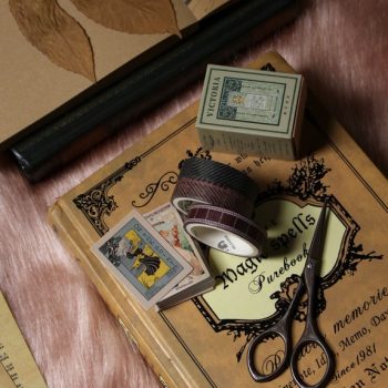 hero-journaling Top 10 Junk Journaling Essentials hero image