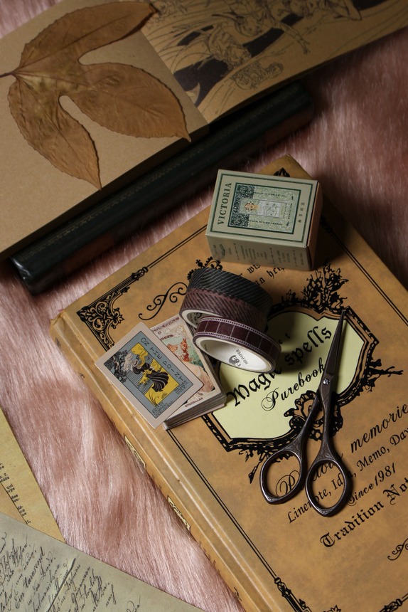 Top 10 Junk Journaling Essentials