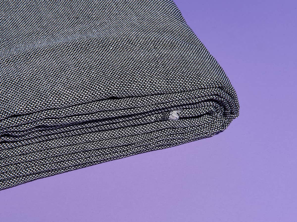 Non-slip final backing cloth fabric for rug tufting